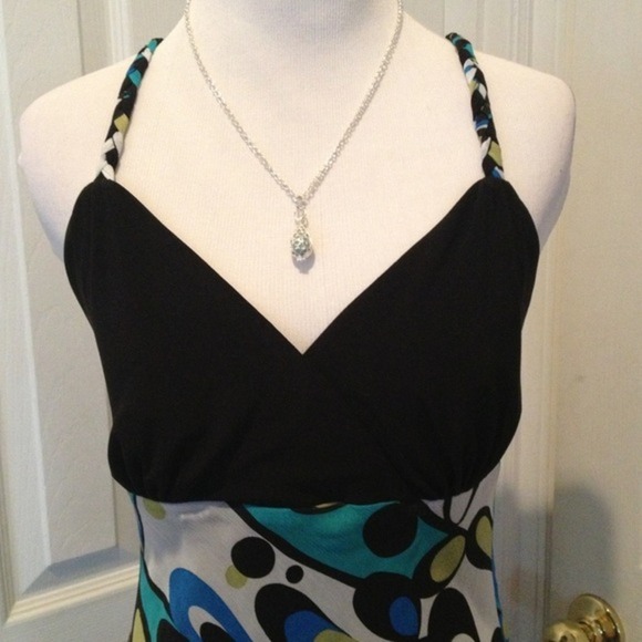 Asymmetrical hemmed crossover bodice sundress - Picture 2 of 4
